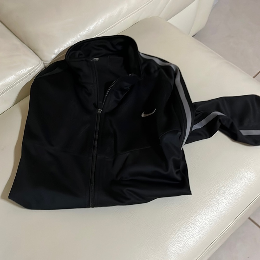 Nike performance zip front L/S shirt